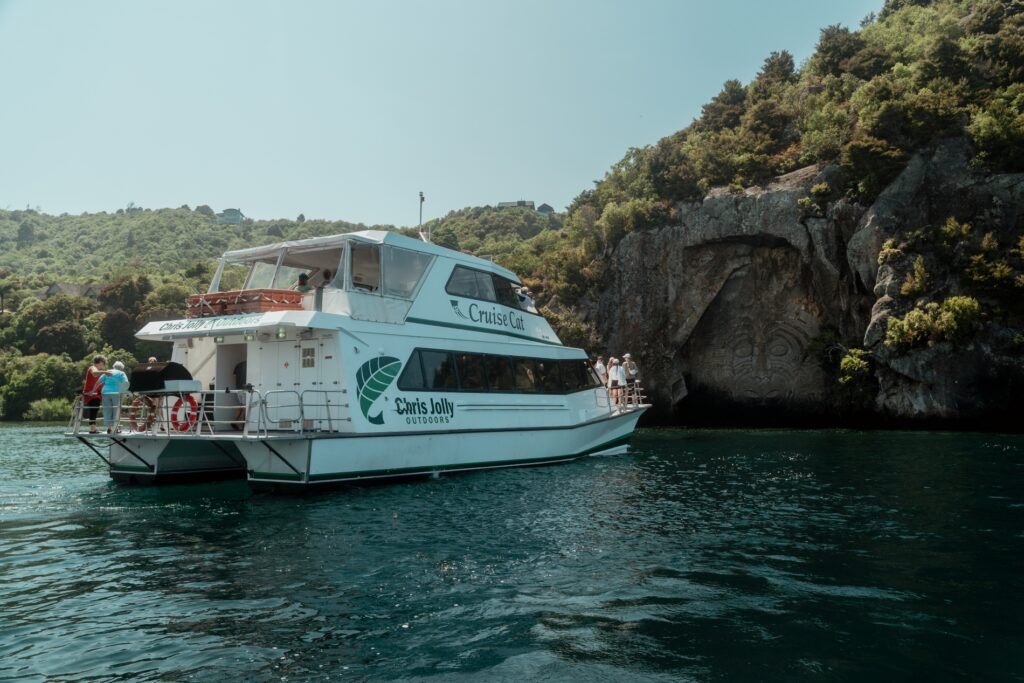 Chris Jolly Scenic Cruise